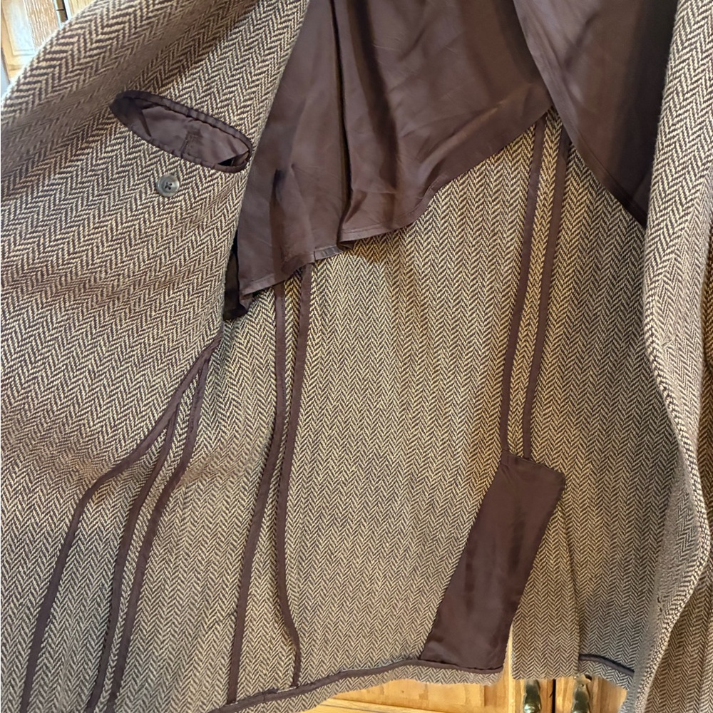 Ralph Lauren Tan Herringbone Blazer - Picture 7 of 9